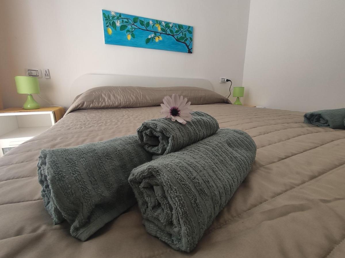 Casta Diva Holiday Rooms كاتانيا المظهر الخارجي الصورة