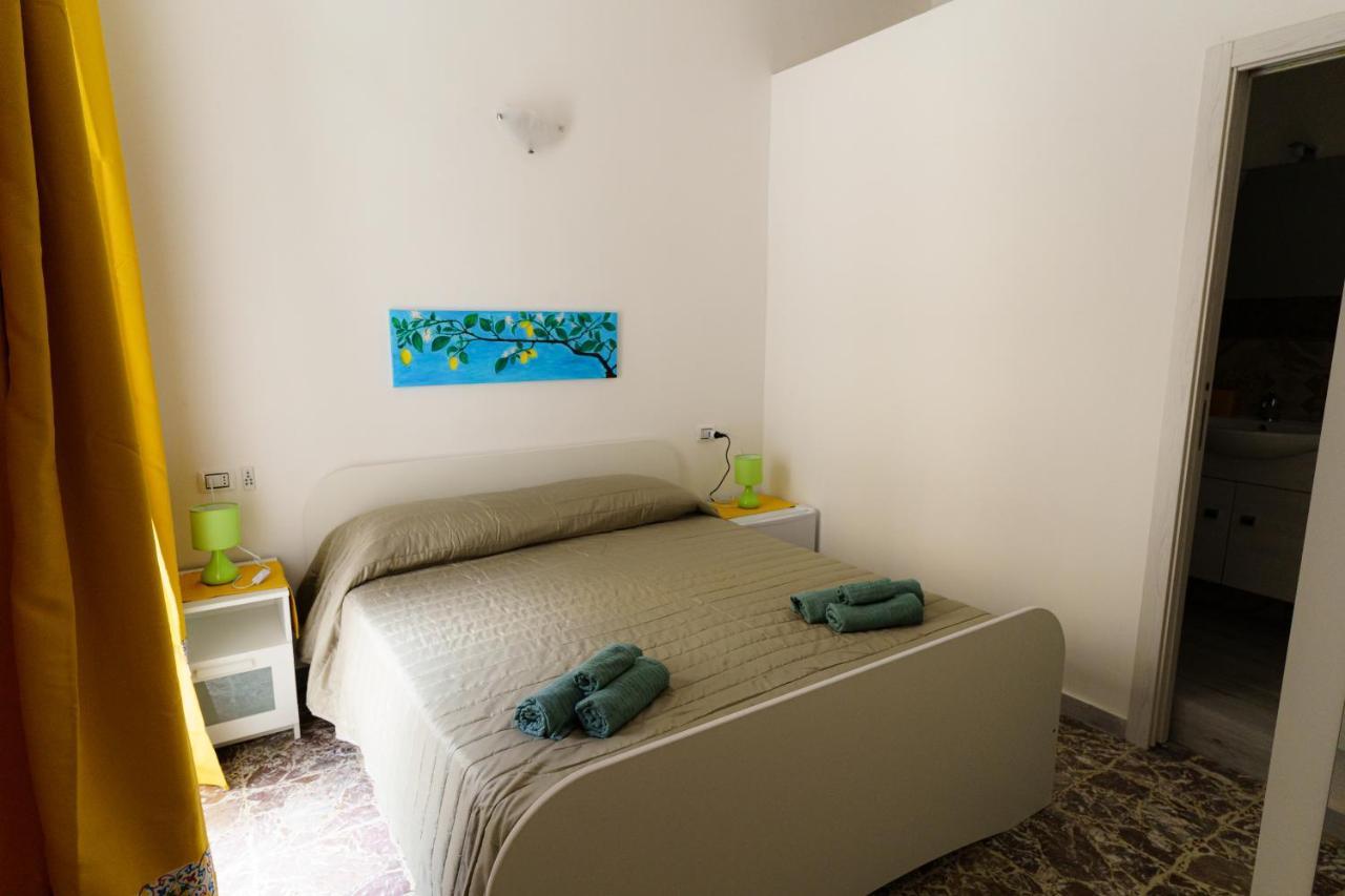 Casta Diva Holiday Rooms كاتانيا المظهر الخارجي الصورة